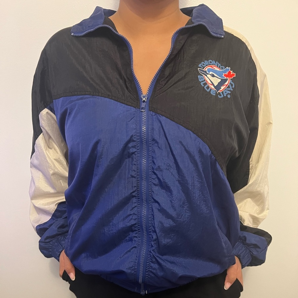 VINTAGE CHALK LINE TORONTO BLUE JAYS JACKET